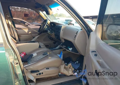 1997 Ford Explorer Eddie Bauer/Limited/Xlt из США, поврежденный, VIN 1FMDU32P8VUB29147